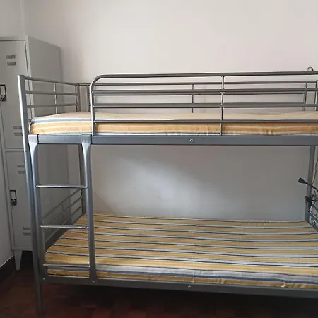 Hostel Vilarade *