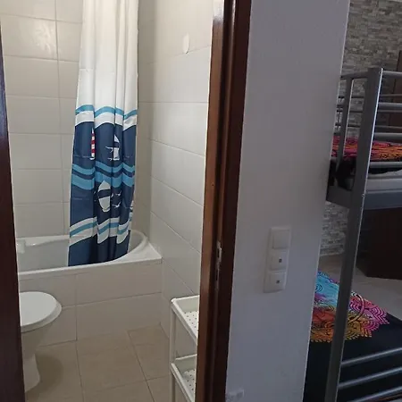 Hostel Vilarade *